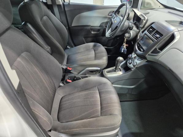 Chevrolet Aveo II с пробегом 2014 года, цена 749 000 рублей, 95000 км, хэтчбек, Автокод Объявления