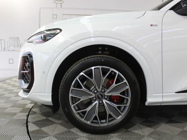Audi Q5 III с пробегом 2026 года, цена 6 290 000 рублей, 40 км, внедорожник, Автокод Объявления