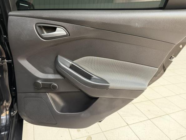 Ford Focus III с пробегом 2012 года, цена 830 000 рублей, 181265 км, хэтчбек, Автокод Объявления