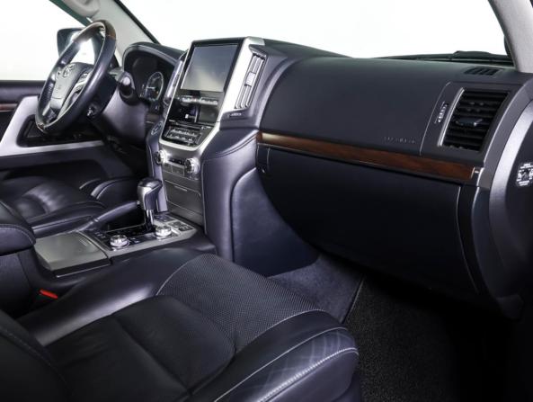 Toyota Land Cruiser 200 Series Рестайлинг 2 с пробегом 2016 года, цена 6 890 000 рублей, 78214 км, внедорожник, Автокод Объявления