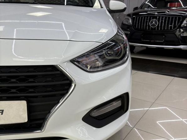 Hyundai Solaris II с пробегом 2017 года, цена 1 195 000 рублей, 108048 км, седан, Автокод Объявления