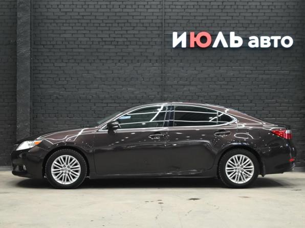 Lexus ES VI с пробегом 2013 года, цена 2 250 000 рублей, 265029 км, седан, Автокод Объявления