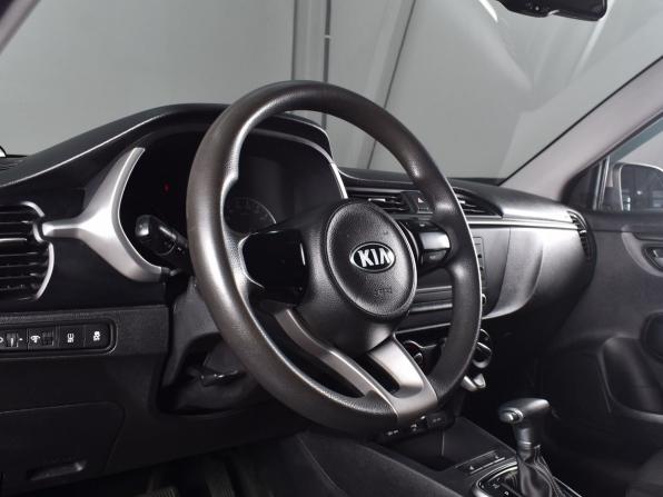 Kia Rio IV Рестайлинг с пробегом 2020 года, цена 1 349 999 рублей, 192717 км, седан, Автокод Объявления