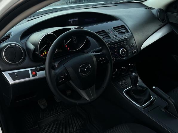 Mazda 3 II (BL) Рестайлинг с пробегом 2012 года, цена 825 000 рублей, 298522 км, седан, Автокод Объявления