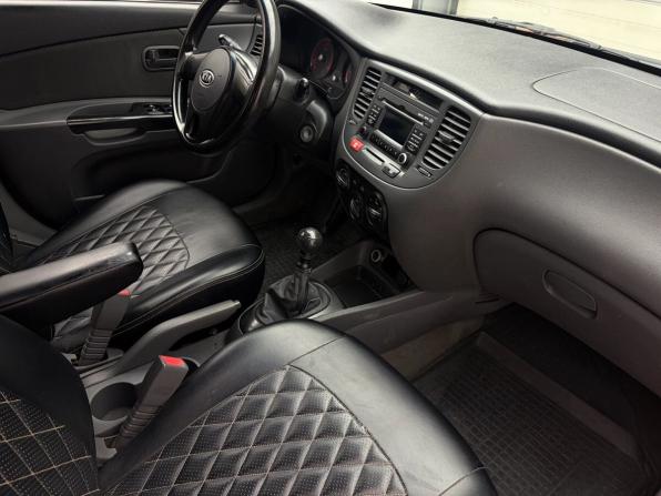 Kia Rio II Рестайлинг с пробегом 2011 года, цена 549 900 рублей, 230000 км, седан, Автокод Объявления