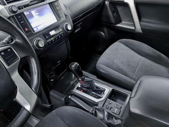 Toyota Land Cruiser Prado 150 Series Рестайлинг 1 с пробегом 2015 года, цена 3 880 000 рублей, 119747 км, внедорожник, Автокод Объявления