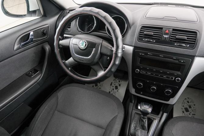 Skoda Yeti I с пробегом 2012 года, цена 769 000 рублей, 137246 км, внедорожник, Автокод Объявления