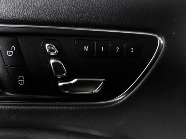 Mercedes-Benz GLA I (X156) Рестайлинг с пробегом 2017 года, цена 2 230 000 рублей, 58424 км, внедорожник, Автокод Объявления