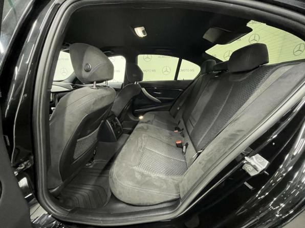 BMW 3 серии VI (F3x) Рестайлинг с пробегом 2018 года, цена 2 650 000 рублей, 151578 км, седан, Автокод Объявления