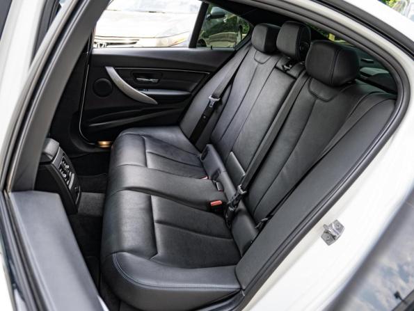 BMW 3 серии VI (F3x) Рестайлинг с пробегом 2018 года, цена 3 200 000 рублей, 98930 км, седан, Автокод Объявления