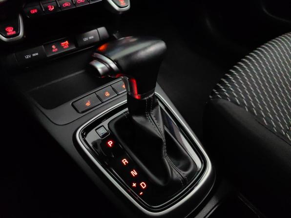 Kia Rio IV с пробегом 2018 года, цена 1 309 000 рублей, 139200 км, седан, Автокод Объявления