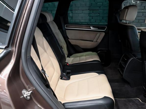 Volkswagen Touareg II с пробегом 2014 года, цена 2 400 000 рублей, 162091 км, внедорожник, Автокод Объявления