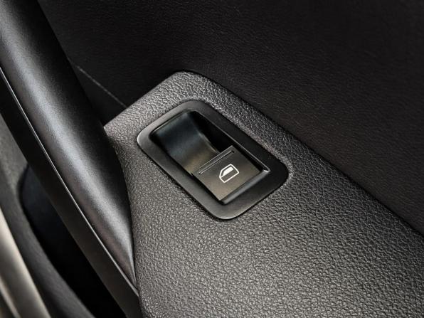 Volkswagen Polo V с пробегом 2013 года, цена 847 000 рублей, 139481 км, седан, Автокод Объявления