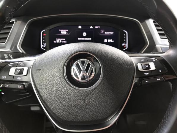 Volkswagen Tiguan II с пробегом 2020 года, цена 3 000 000 рублей, 82749 км, внедорожник, Автокод Объявления