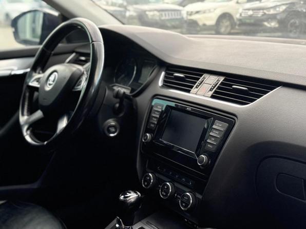 Skoda Octavia III (A7) с пробегом 2013 года, цена 1 020 000 рублей, 308814 км, лифтбек, Автокод Объявления