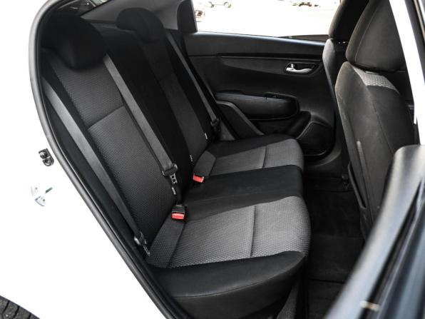Kia Rio IV Рестайлинг с пробегом 2020 года, цена 1 534 000 рублей, 99678 км, седан, Автокод Объявления