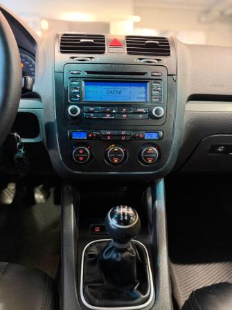 Volkswagen Jetta V с пробегом 2006 года, цена 490 000 рублей, 266066 км, седан, Автокод Объявления