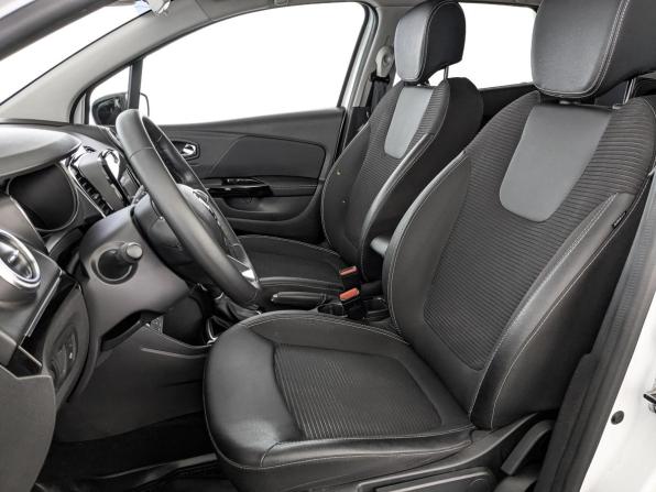 Renault Kaptur I Рестайлинг с пробегом 2020 года, цена 1 490 000 рублей, 64705 км, внедорожник, Автокод Объявления