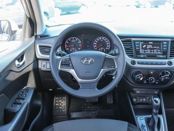 Hyundai Solaris II с пробегом 2019 года, цена 1 399 000 рублей, 105768 км, седан, Автокод Объявления