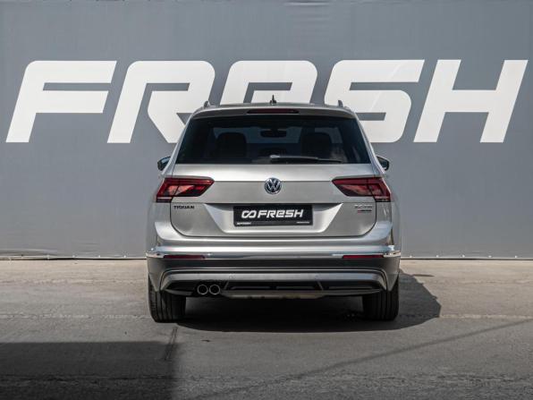Volkswagen Tiguan II с пробегом 2017 года, цена 2 650 000 рублей, 189294 км, внедорожник, Автокод Объявления