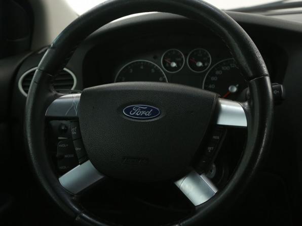 Ford Focus II с пробегом 2006 года, цена 283 000 рублей, 274000 км, хэтчбек, Автокод Объявления