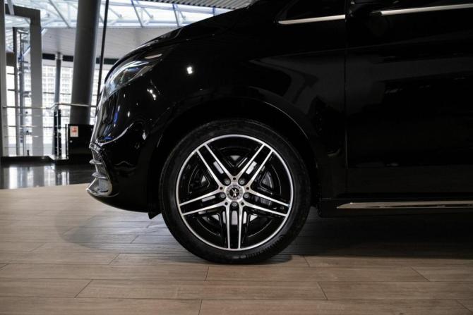 Новый Mercedes-Benz V-Класс III (W447) Рестайлинг 2 2026 года, цена 15 240 000 рублей, минивэн, Автокод Объявления