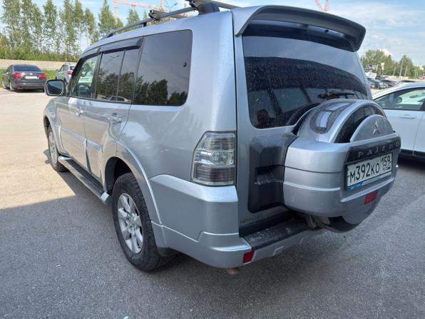 Mitsubishi Pajero IV Рестайлинг 1 с пробегом 2011 года, цена 1 697 000 рублей, 320000 км, внедорожник, Автокод Объявления