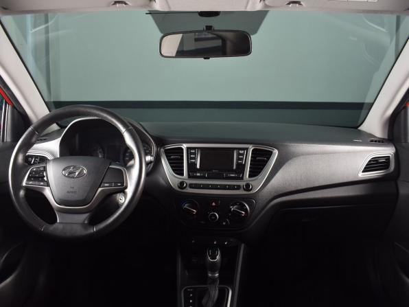 Hyundai Solaris II Рестайлинг с пробегом 2021 года, цена 1 399 999 рублей, 111346 км, седан, Автокод Объявления