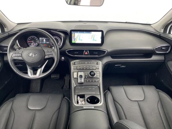 Hyundai Santa Fe IV Рестайлинг с пробегом 2023 года, цена 4 396 000 рублей, 61050 км, внедорожник, Автокод Объявления