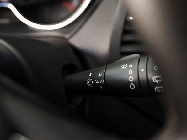 Renault Kaptur I с пробегом 2018 года, цена 1 399 000 рублей, 135827 км, внедорожник, Автокод Объявления