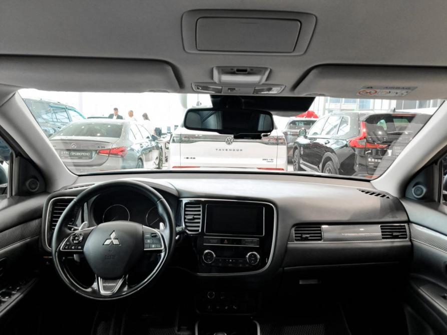 Mitsubishi Outlander III Рестайлинг 3 Казань  - изображение 17