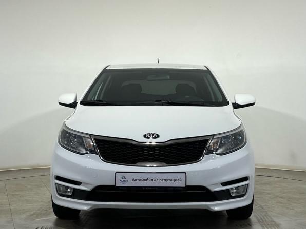 Kia Rio III Рестайлинг с пробегом 2016 года, цена 950 000 рублей, 86089 км, хэтчбек, Автокод Объявления