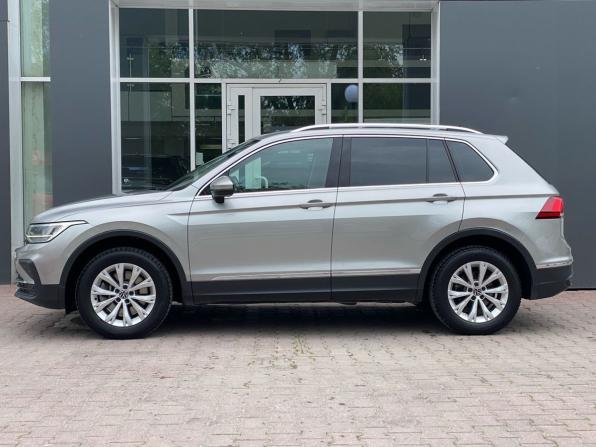 Volkswagen Tiguan II Рестайлинг с пробегом 2020 года, цена 3 099 000 рублей, 123038 км, внедорожник, Автокод Объявления