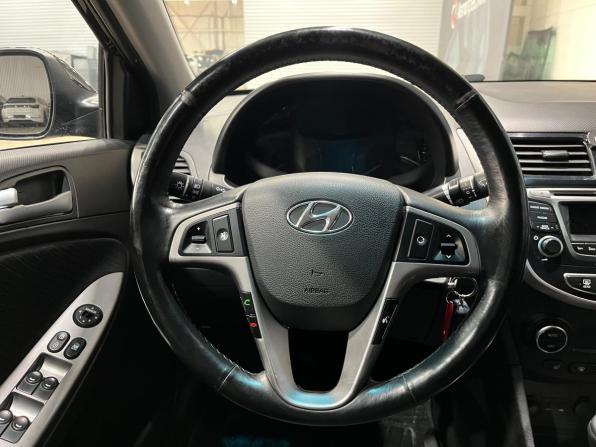 Hyundai Solaris I Рестайлинг с пробегом 2014 года, цена 1 042 000 рублей, 115295 км, седан, Автокод Объявления