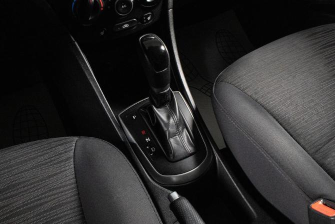 Hyundai Solaris I Рестайлинг с пробегом 2015 года, цена 949 000 рублей, 130102 км, седан, Автокод Объявления