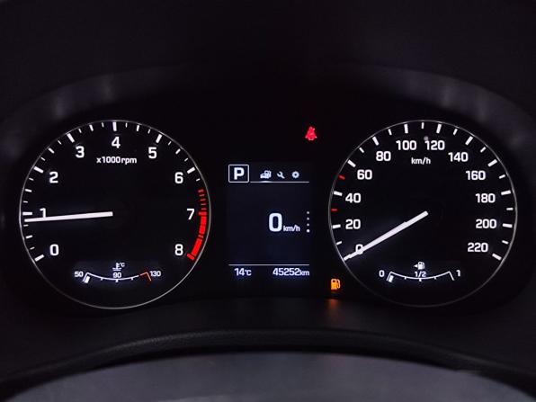 Hyundai Creta I Рестайлинг с пробегом 2021 года, цена 2 499 000 рублей, 45245 км, внедорожник, Автокод Объявления