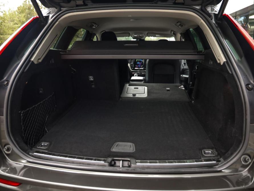 Volvo XC60 II Рестайлинг Санкт-Петербург  - изображение 33