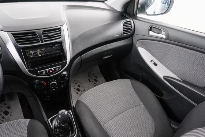 Hyundai Solaris I с пробегом 2011 года, цена 699 000 рублей, 207300 км, седан, Автокод Объявления