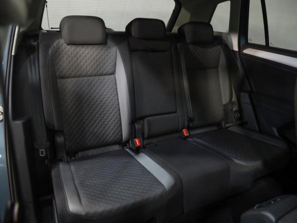 Volkswagen Tiguan II с пробегом 2019 года, цена 2 299 000 рублей, 92149 км, внедорожник, Автокод Объявления