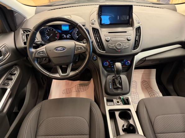 Ford Kuga II Рестайлинг с пробегом 2017 года, цена 1 590 000 рублей, 124000 км, внедорожник, Автокод Объявления