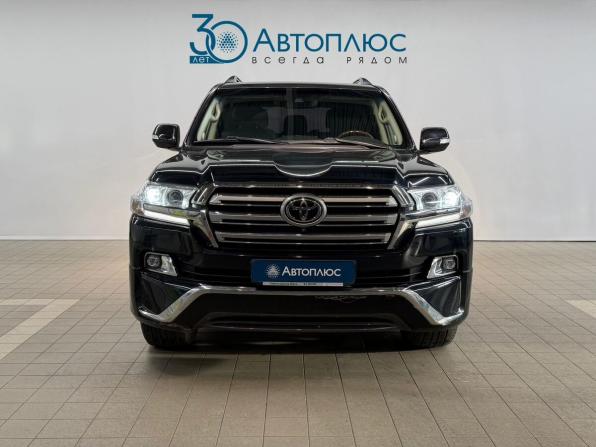 Toyota Land Cruiser 200 Series Рестайлинг 2 с пробегом 2017 года, цена 6 900 000 рублей, 137000 км, внедорожник, Автокод Объявления