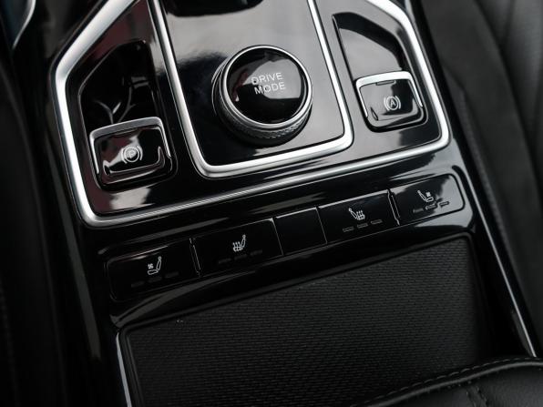 Hongqi HS5 I с пробегом 2024 года, цена 2 598 000 рублей, 43666 км, внедорожник, Автокод Объявления