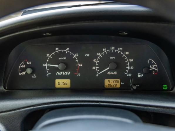 Chevrolet Niva I Рестайлинг с пробегом 2018 года, цена 998 000 рублей, 41986 км, внедорожник, Автокод Объявления