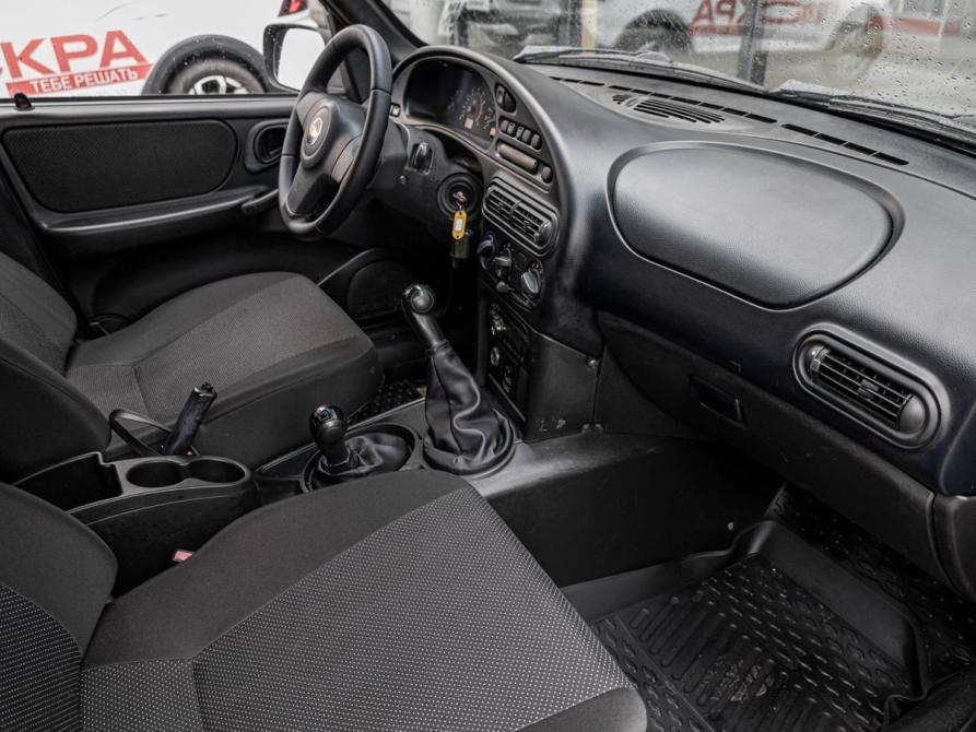 Chevrolet Niva I Рестайлинг Казань  - изображение 6