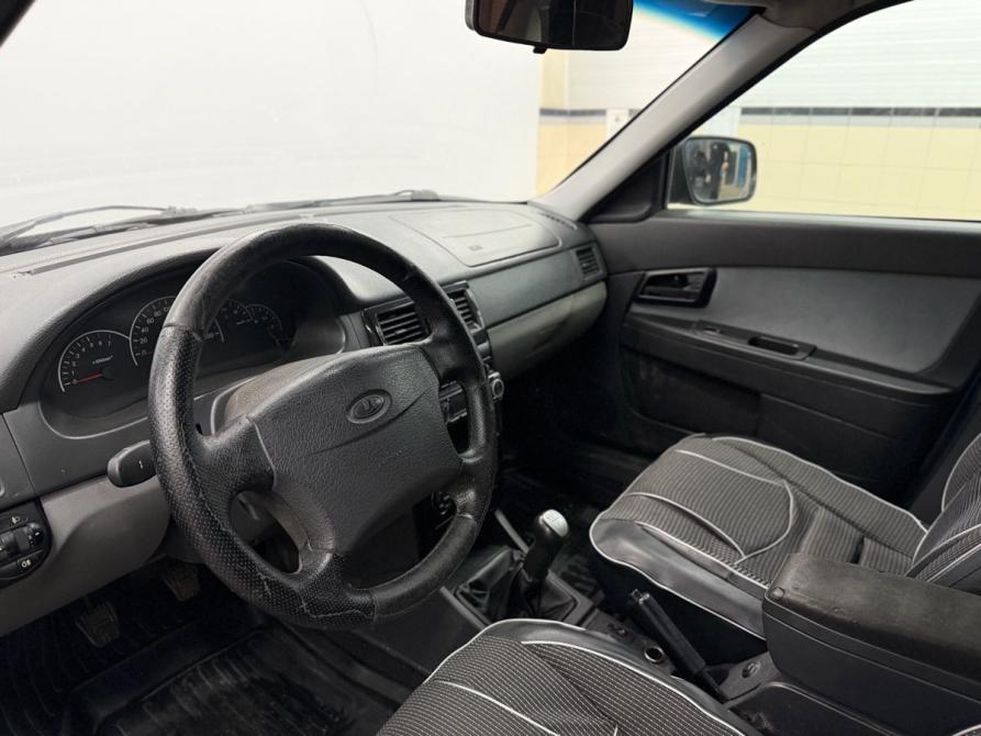 Lada (ВАЗ) Priora I Ростов-на-Дону  - изображение 7
