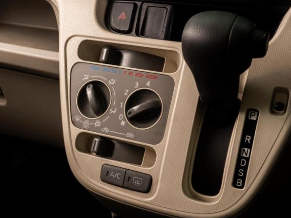 Daihatsu Move VI с пробегом 2015 года, цена 719 000 рублей, 155256 км, микровэн, Автокод Объявления