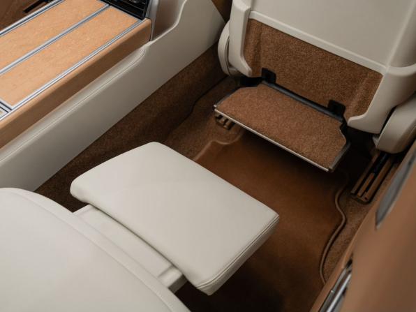 Land Rover Range Rover V с пробегом 2023 года, цена 29 000 000 рублей, 23 км, внедорожник, Автокод Объявления