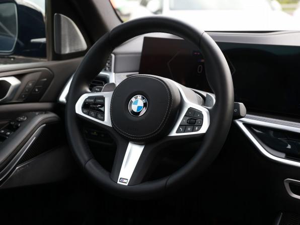 BMW X5 IV (G05/G18) Рестайлинг с пробегом 2023 года, цена 11 597 000 рублей, 28500 км, внедорожник, Автокод Объявления