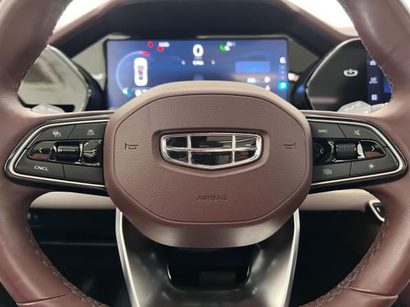 Geely Monjaro I с пробегом 2024 года, цена 3 490 000 рублей, 74047 км, внедорожник, Автокод Объявления