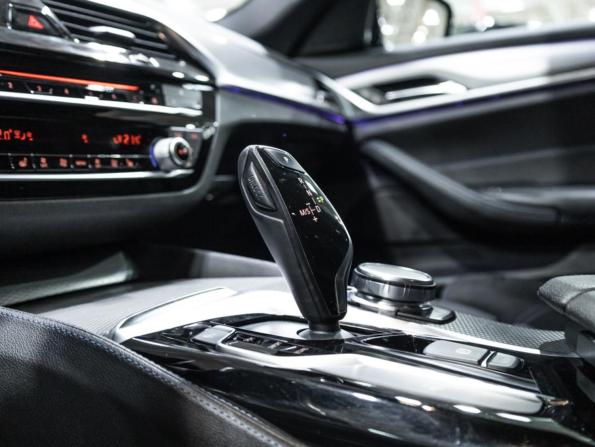 BMW 5 серии VII (G30/G31/G38) с пробегом 2018 года, цена 3 899 000 рублей, 89630 км, седан, Автокод Объявления